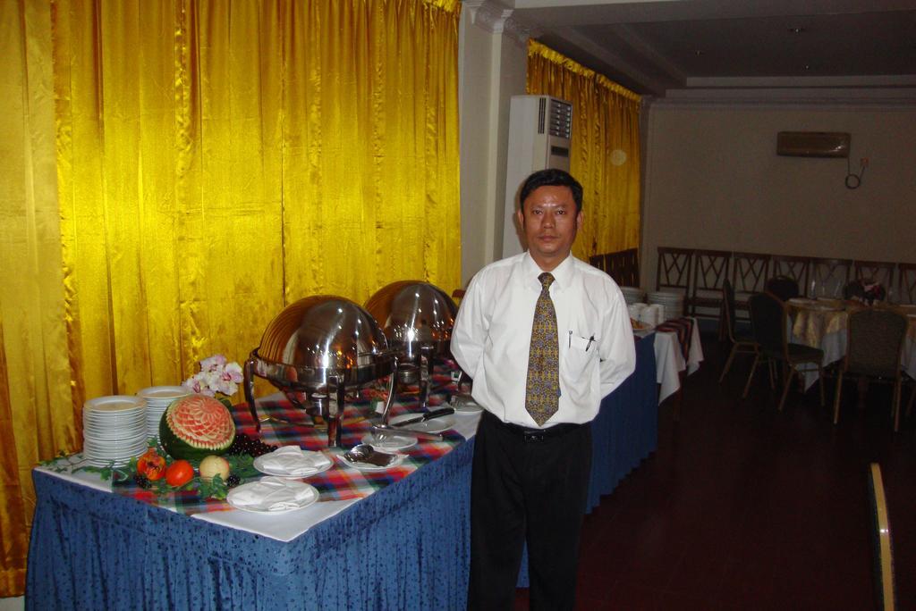 Nadi Myanmar Hotel Mandalay Exterior foto