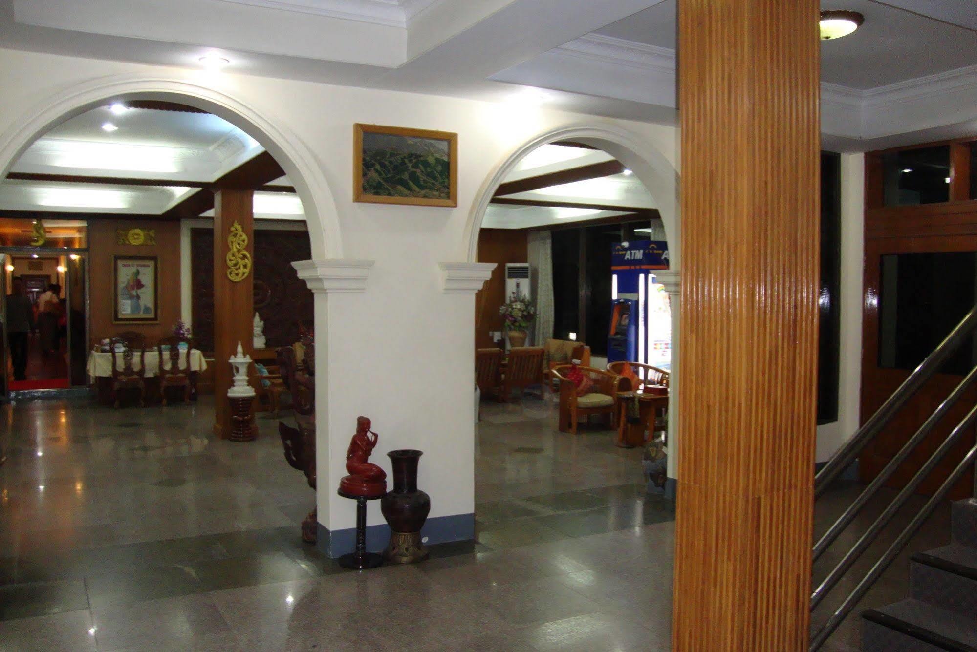Nadi Myanmar Hotel Mandalay Exterior foto
